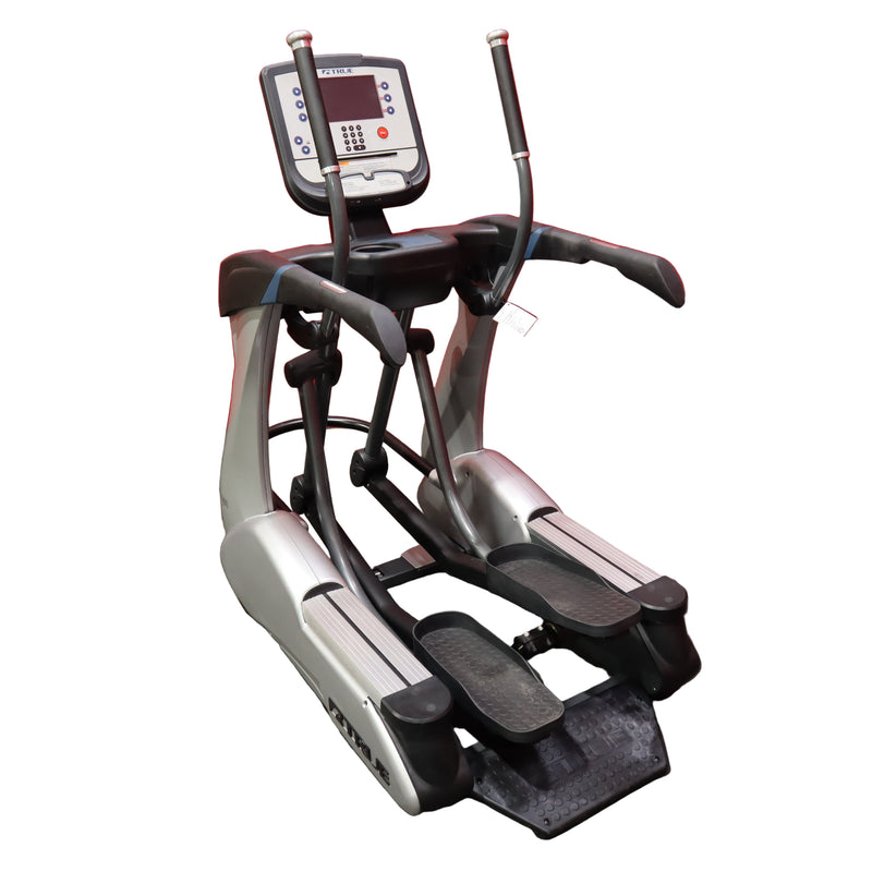 True Fitness XCS900 Elliptical Trainer (Remanufactured)