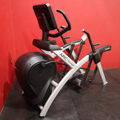 Life Fitness INTLS Lower Body Arc Trainer