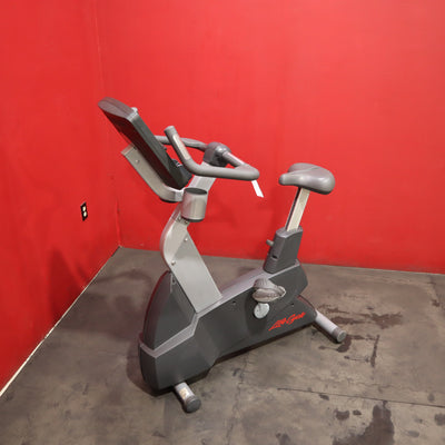 Life Fitness Integrity CLSC Upright Bike