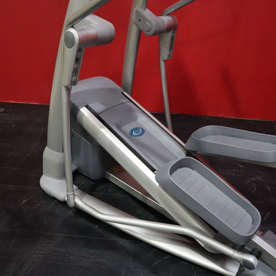 Precor EFX 556i Total Body Elliptical Trainer w/Experience Console (Remanufactured)