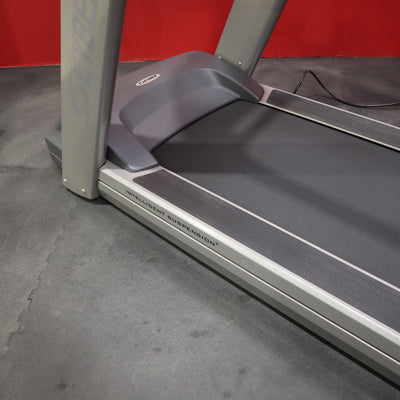 Cybex 625T Treadmill w/E3 Console (Remanufactured)