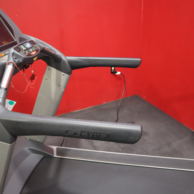 Cybex 625T Treadmill w/E3 Console (Remanufactured)