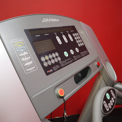 Life Fitness 95Ti Treadmill